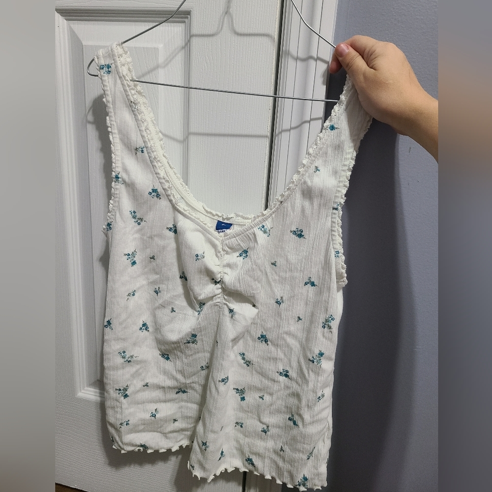 Old navy tank XL